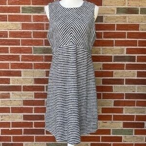 Ivanka Trump Chevron Striped White Blue Sleeveless Dress 👗